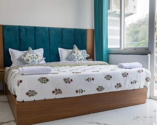 Hotel Parth Inn Рішикеш Екстер'єр фото